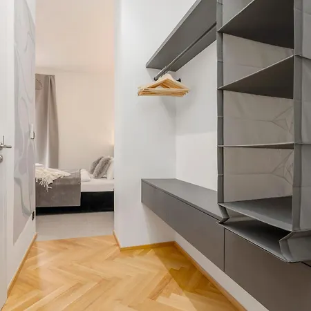 Luxury Oomph
