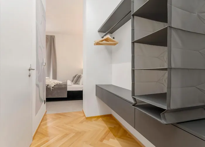 Luxury Oomph
